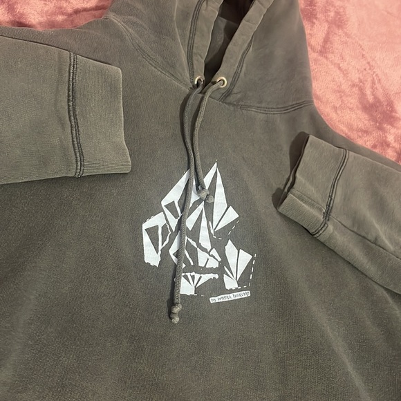 selling this crop hoodie! - Picture 2 of 2